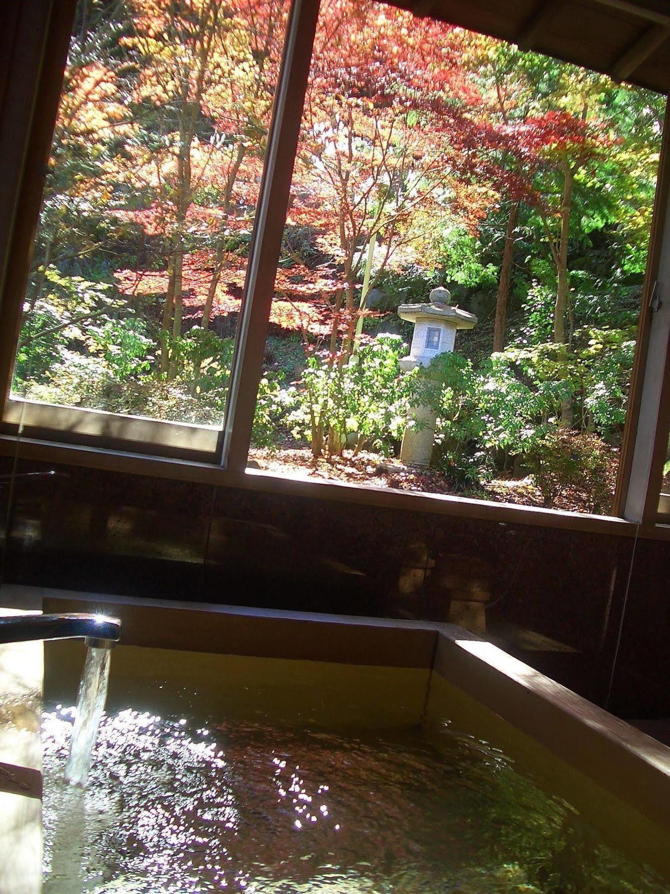 วิลลา ชิกิเต Hotel ฟูจิโยชิดะ ภายนอก รูปภาพ